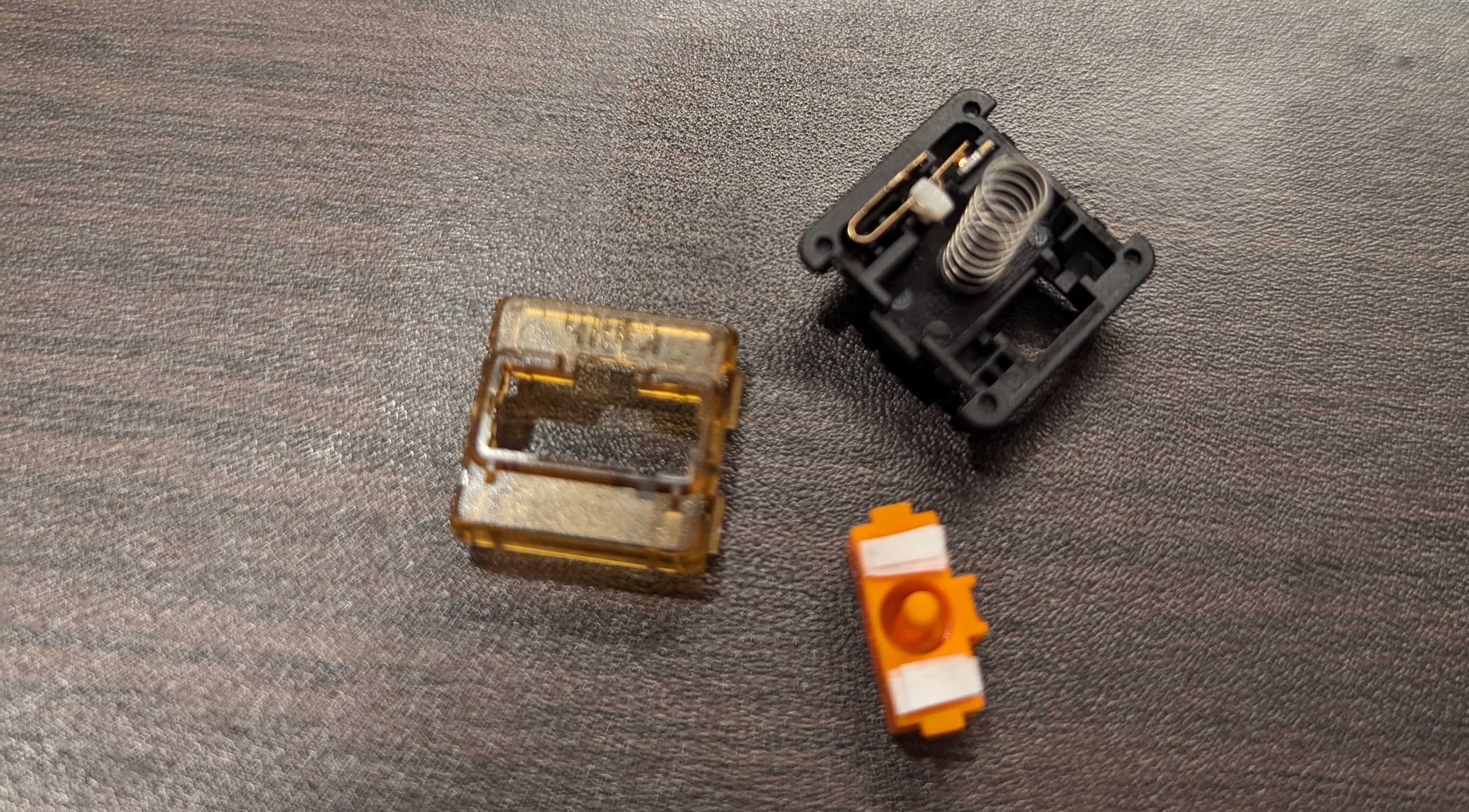 Kailh Sunset Tactileを分解してマステを貼った